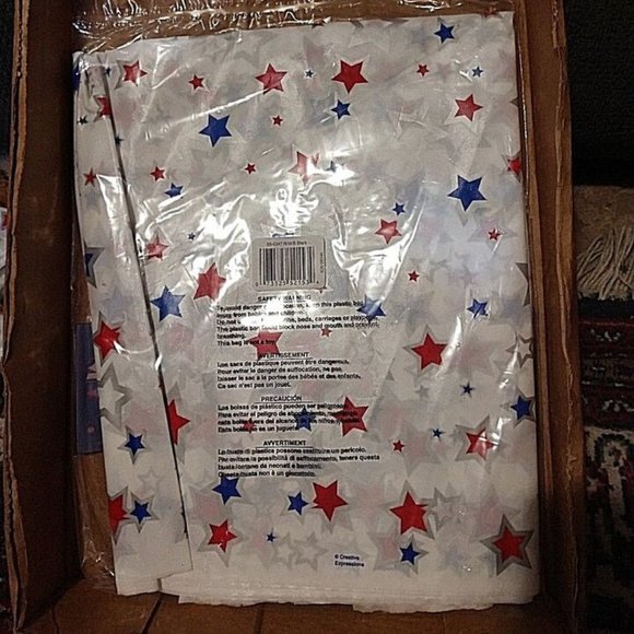 SoPLEATED TABLE SKIRT by Creative Expressions 29" X 14 FOOT. - Picture 6 of 6